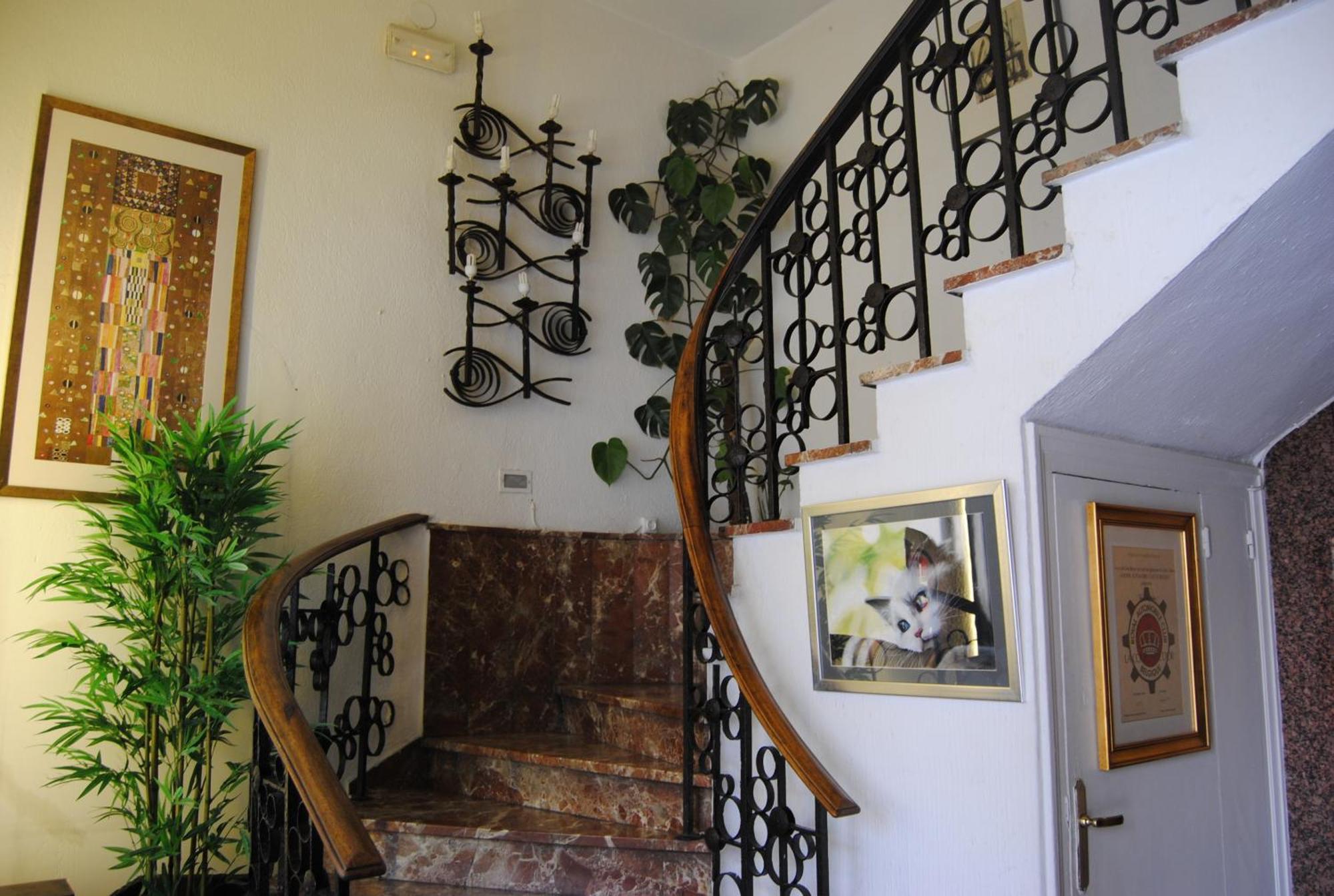 Hotel Pedro Torres Куенка Екстер'єр фото