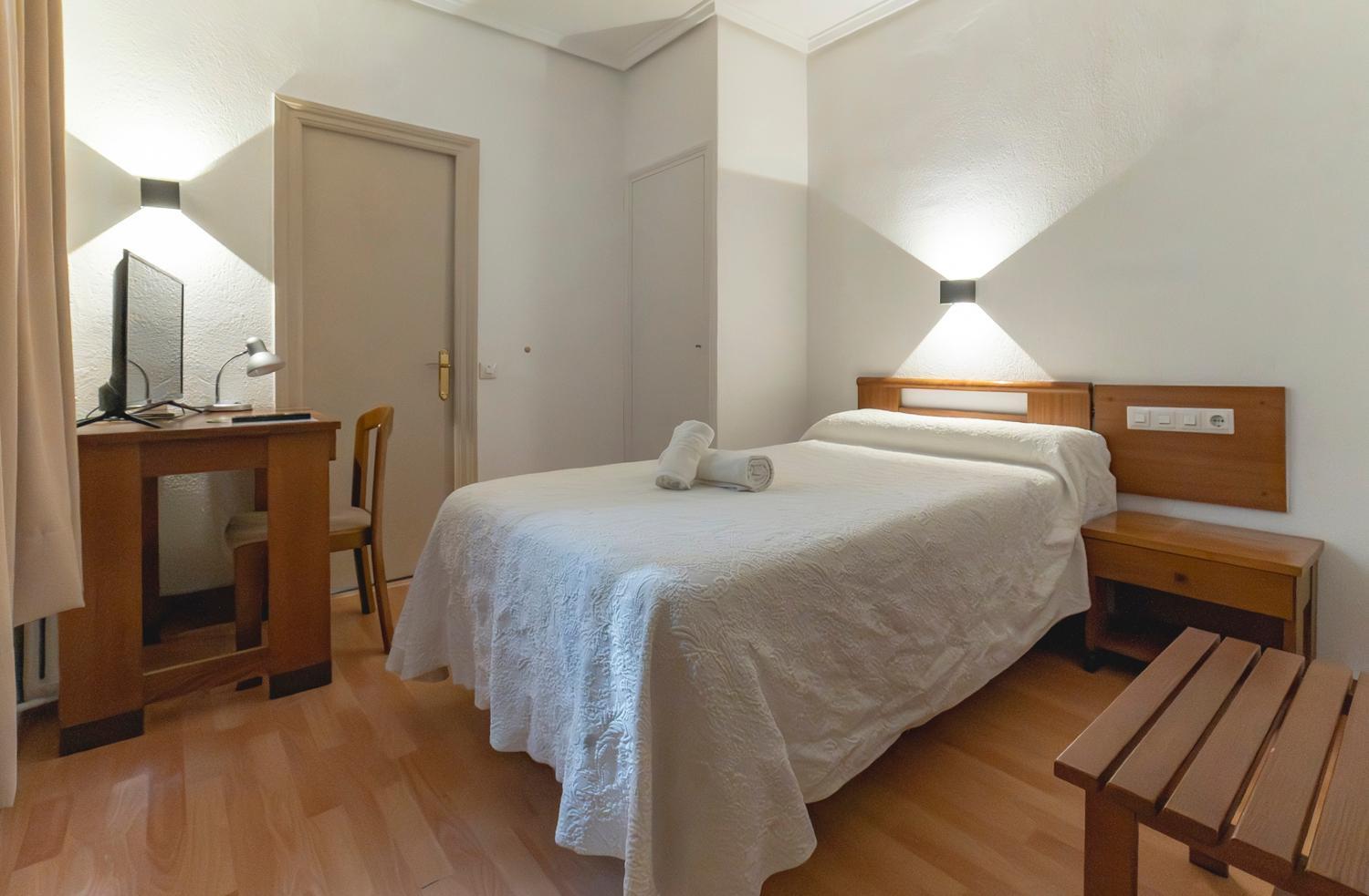 Hotel Pedro Torres Куенка Екстер'єр фото