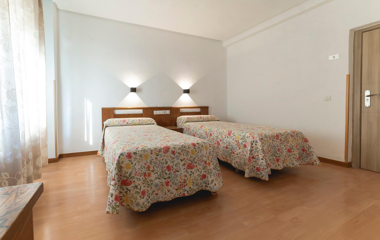 Hotel Pedro Torres Куенка Екстер'єр фото