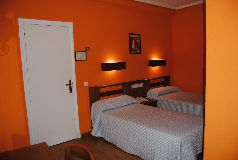 Hotel Pedro Torres Куенка Екстер'єр фото