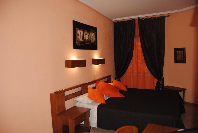 Hotel Pedro Torres Куенка Екстер'єр фото