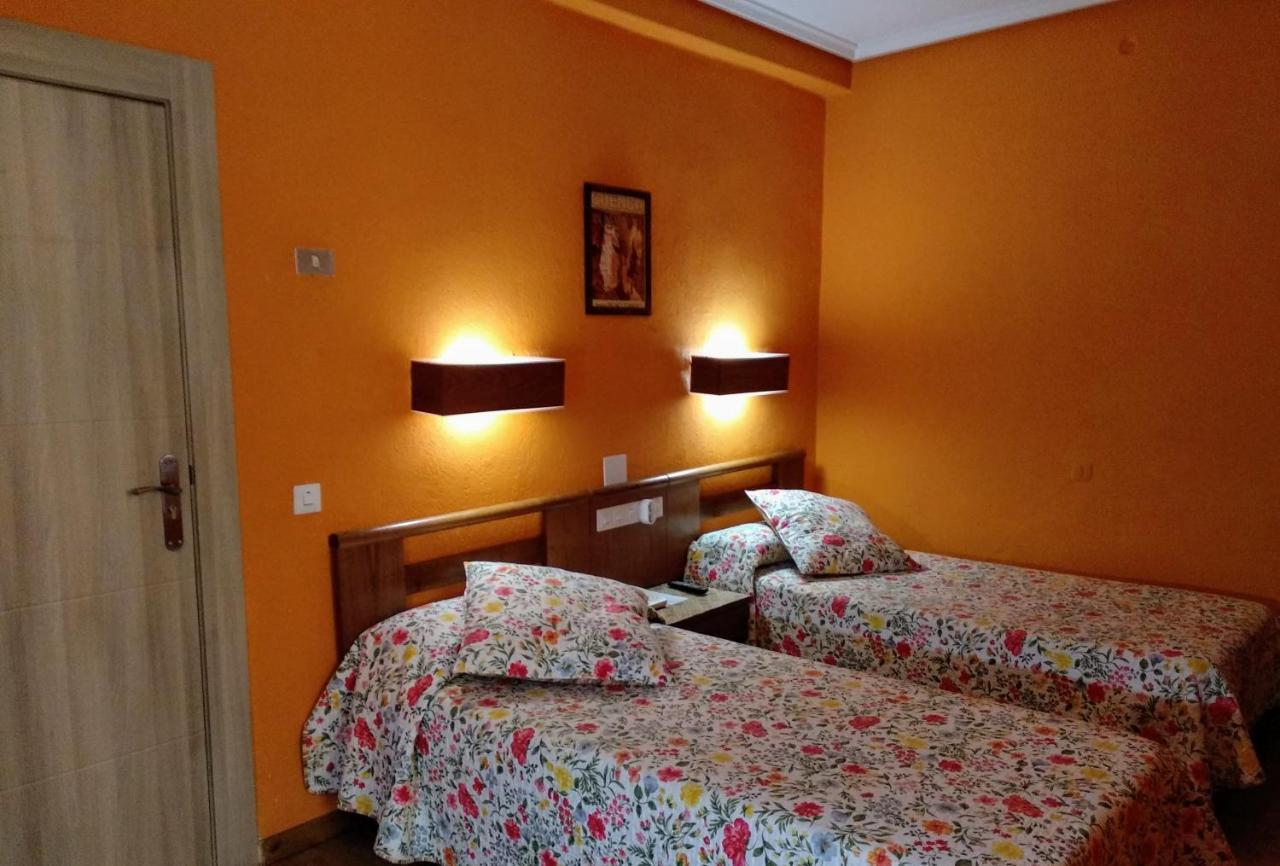 Hotel Pedro Torres Куенка Екстер'єр фото